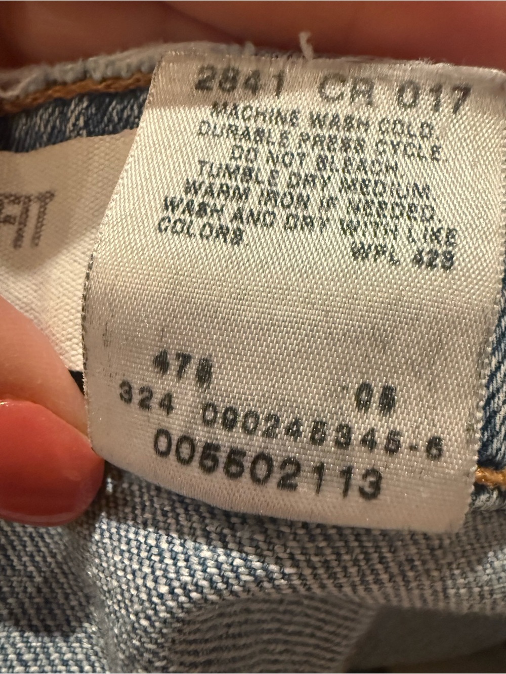 VTG 90s Levi’s 550 Relaxed Fit Jeans | 32x32 Light Wash Distressed Ripped - Picture 16 of 16